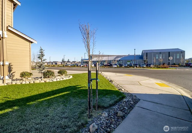 $3,500 | 18798 108th Ave Court East, Puyallup, WA 98374