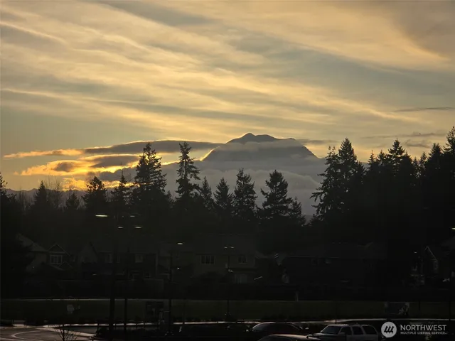 $3,500 | 18798 108th Ave Court East, Puyallup, WA 98374