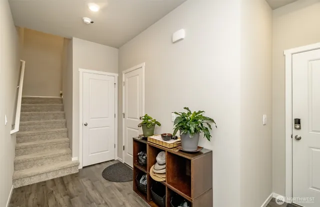 $3,500 | 18798 108th Ave Court East, Puyallup, WA 98374