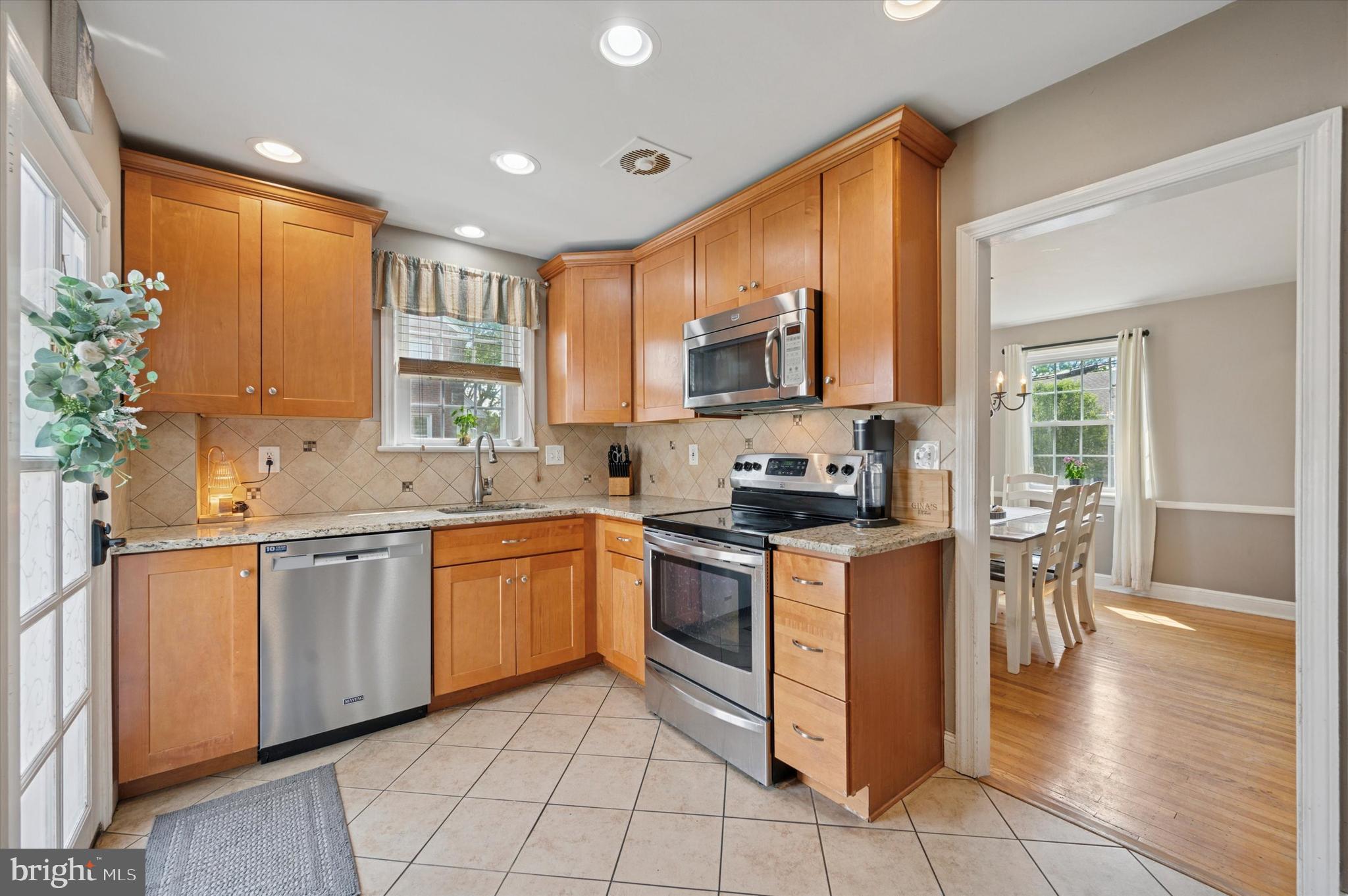 975 Old Sproul Road Springfield, PA 19064 - Photo 14 of 26