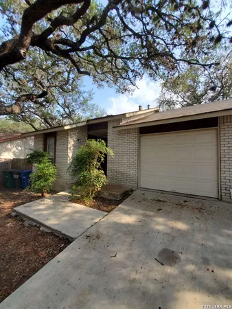 $1,150 | 8930 Hambledon Drive, San Antonio, TX 78250