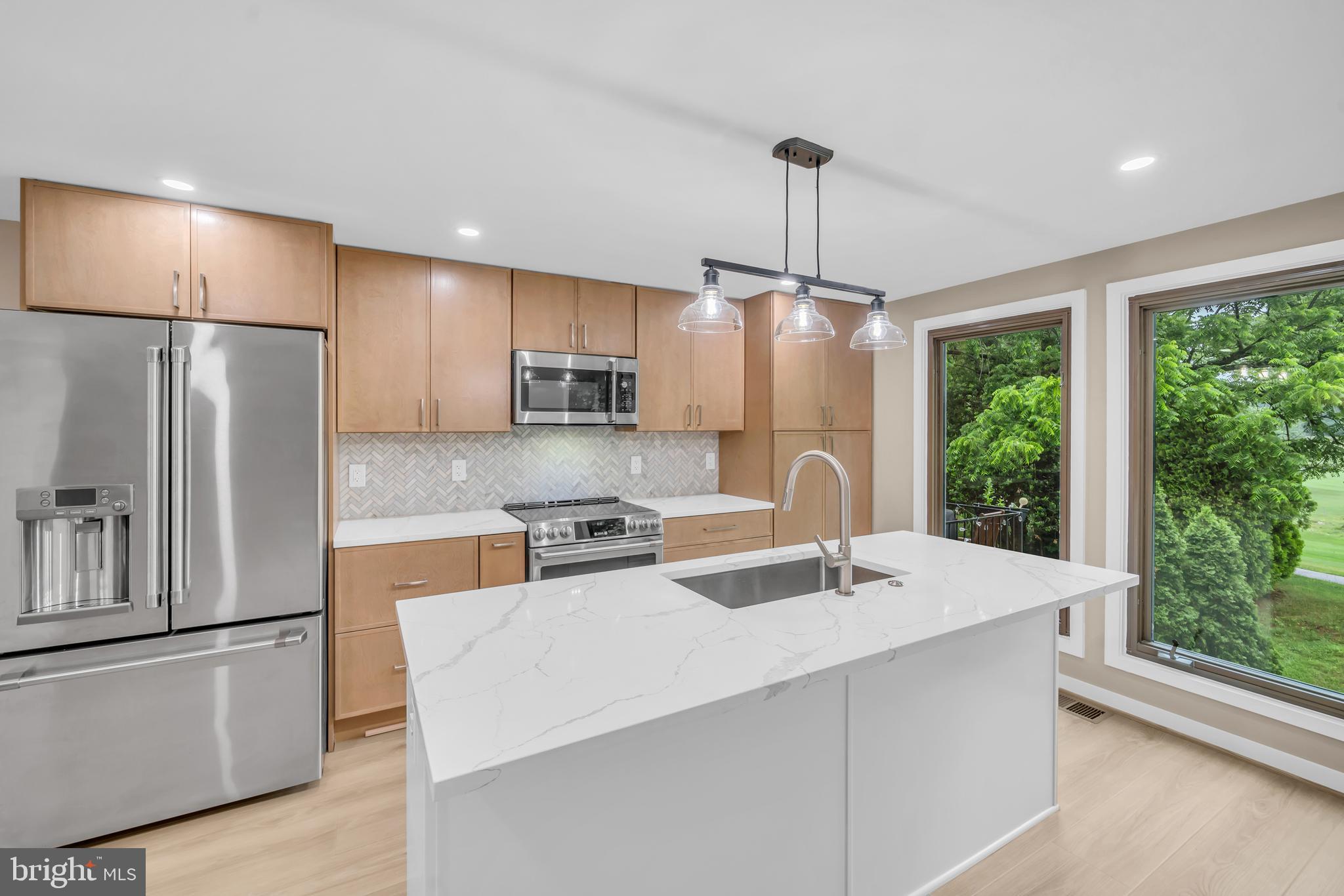 1806 North Shore Court Reston, VA 20190 - Photo 7 of 58
