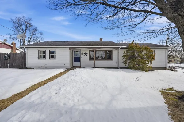 front view of house with a yard