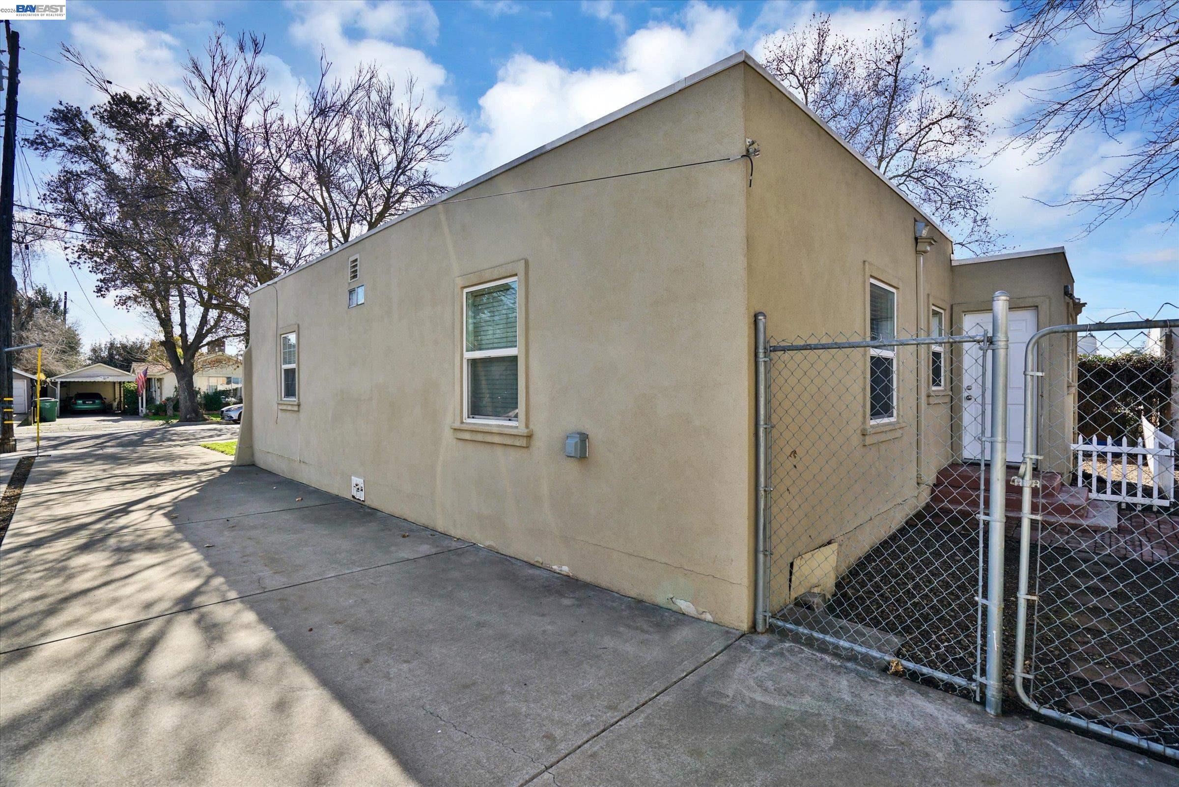 445 West Lowell Avenue Tracy, CA 95376 - Photo 39 of 44