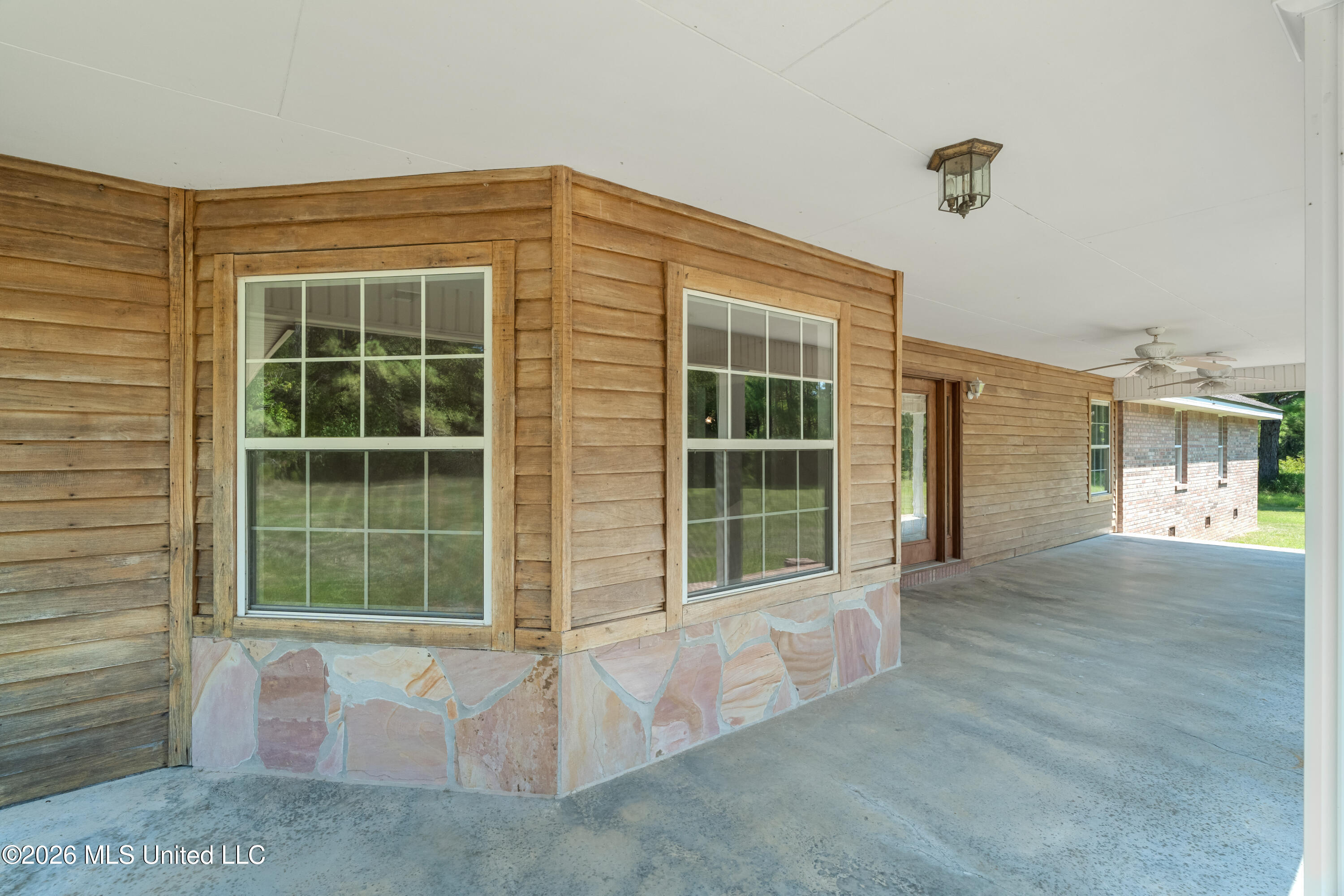 28 J D Aultman Road Sumrall, MS 39482 - Photo 7 of 52 28_J_D_Aultman_Rd-7