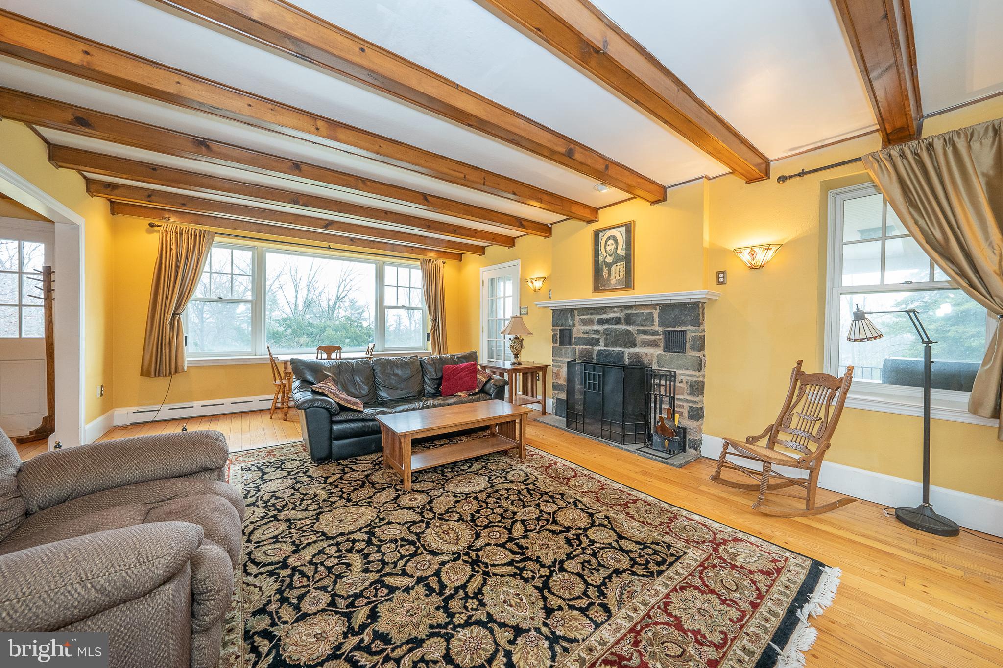 1121 North Trooper Road Eagleville, PA 19403 - Photo 6 of 70 Living room
