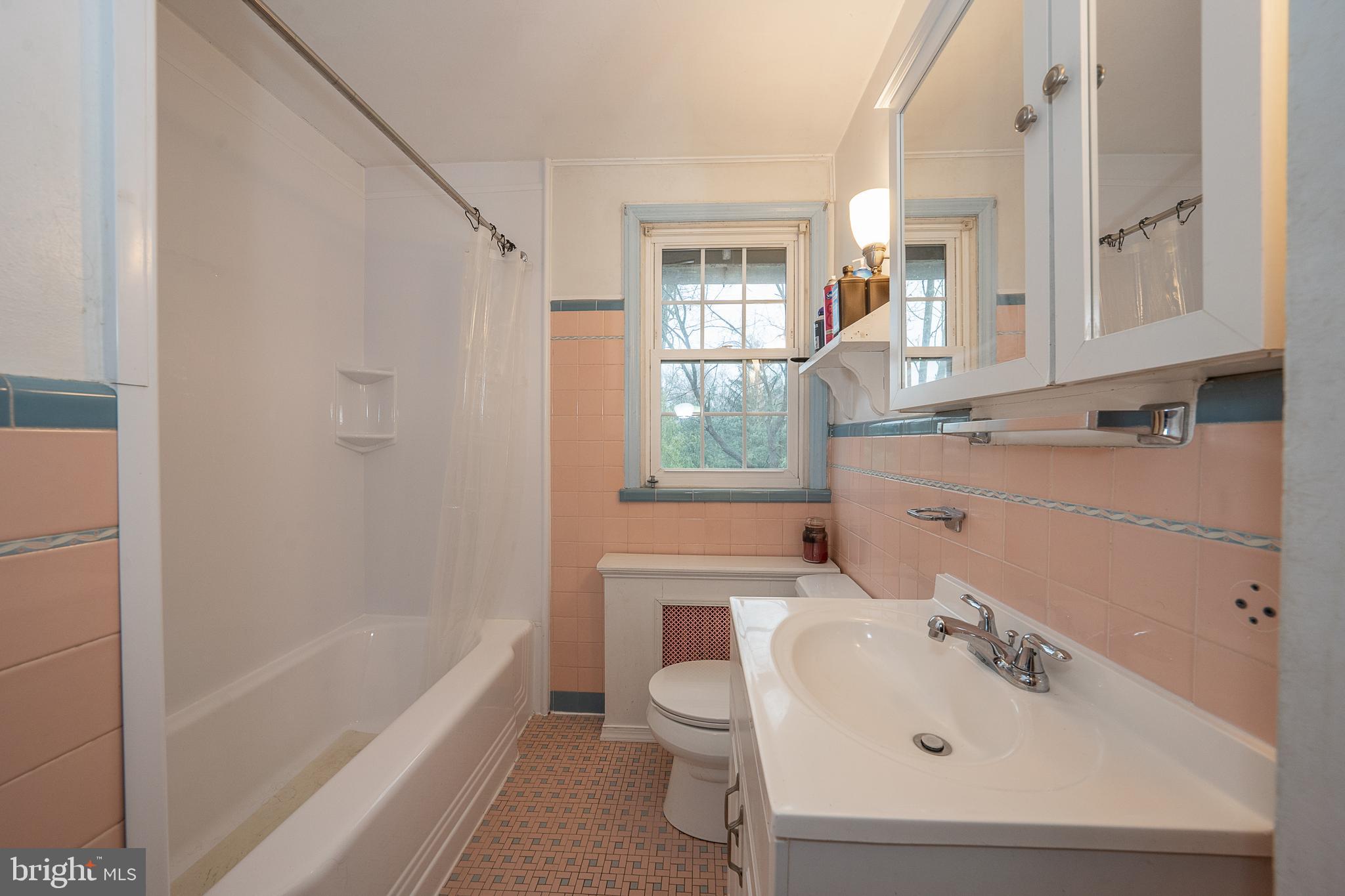 1121 North Trooper Road Eagleville, PA 19403 - Photo 61 of 70 Guest house full bath