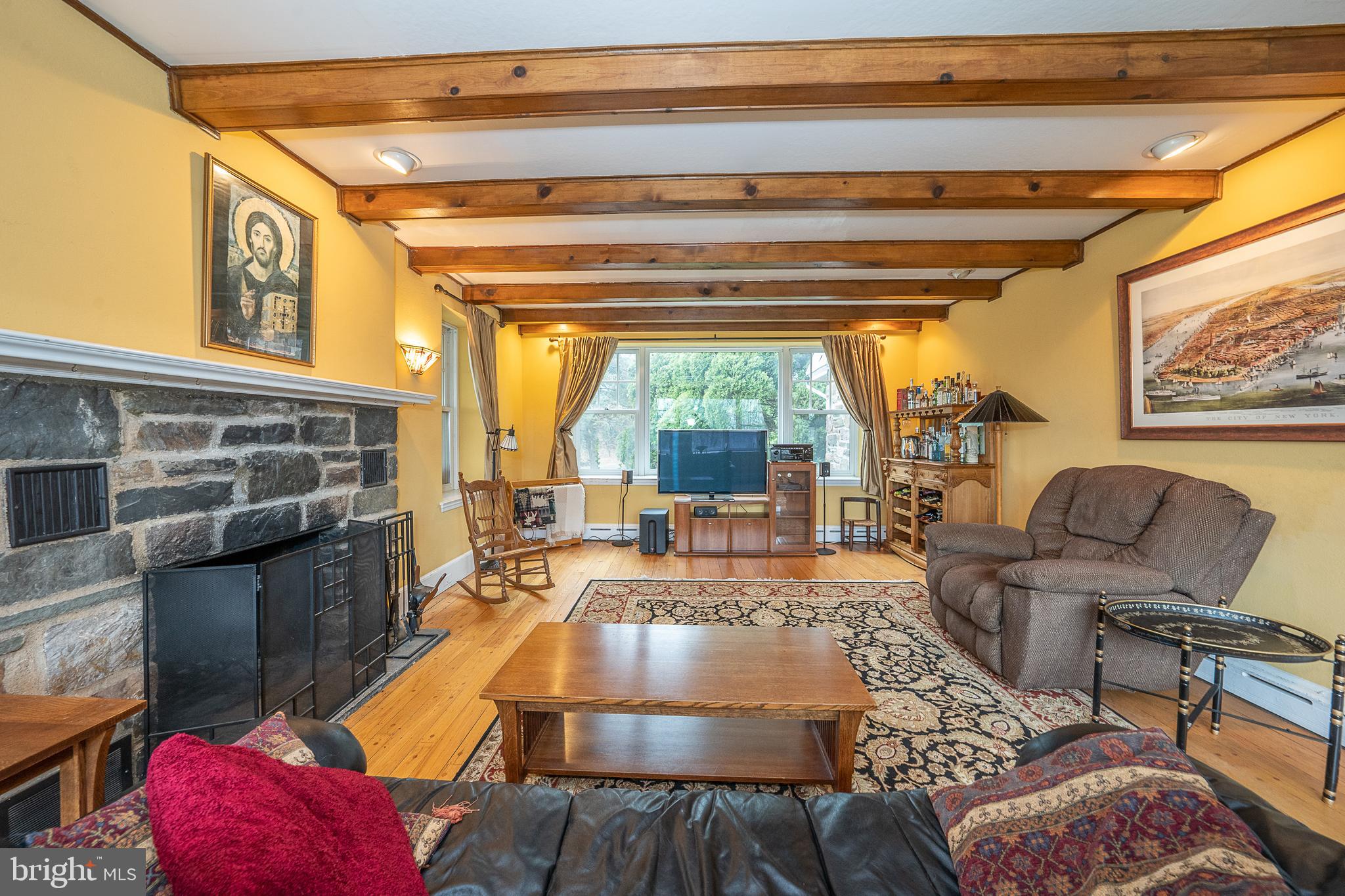 1121 North Trooper Road Eagleville, PA 19403 - Photo 7 of 70 Living room
