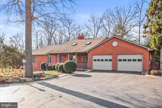 $659,900 | 320 Dubs Church Road, Hanover, PA 17331