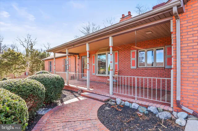 $659,900 | 320 Dubs Church Road, Hanover, PA 17331