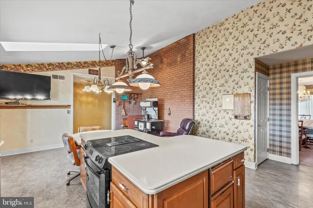 $659,900 | 320 Dubs Church Road, Hanover, PA 17331