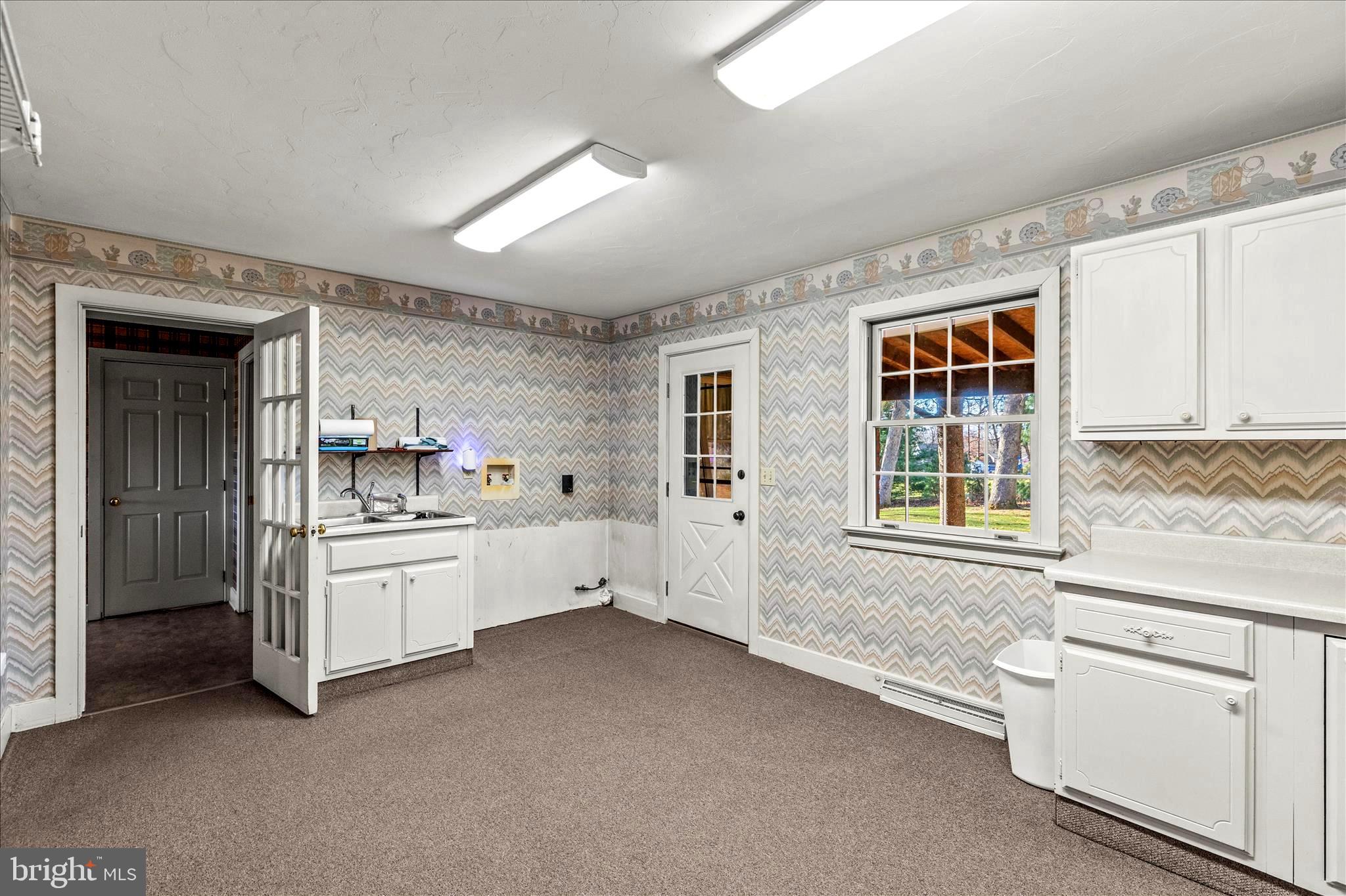 320 Dubs Church Road Hanover, PA 17331 - Photo 31 of 98 Laundry Room