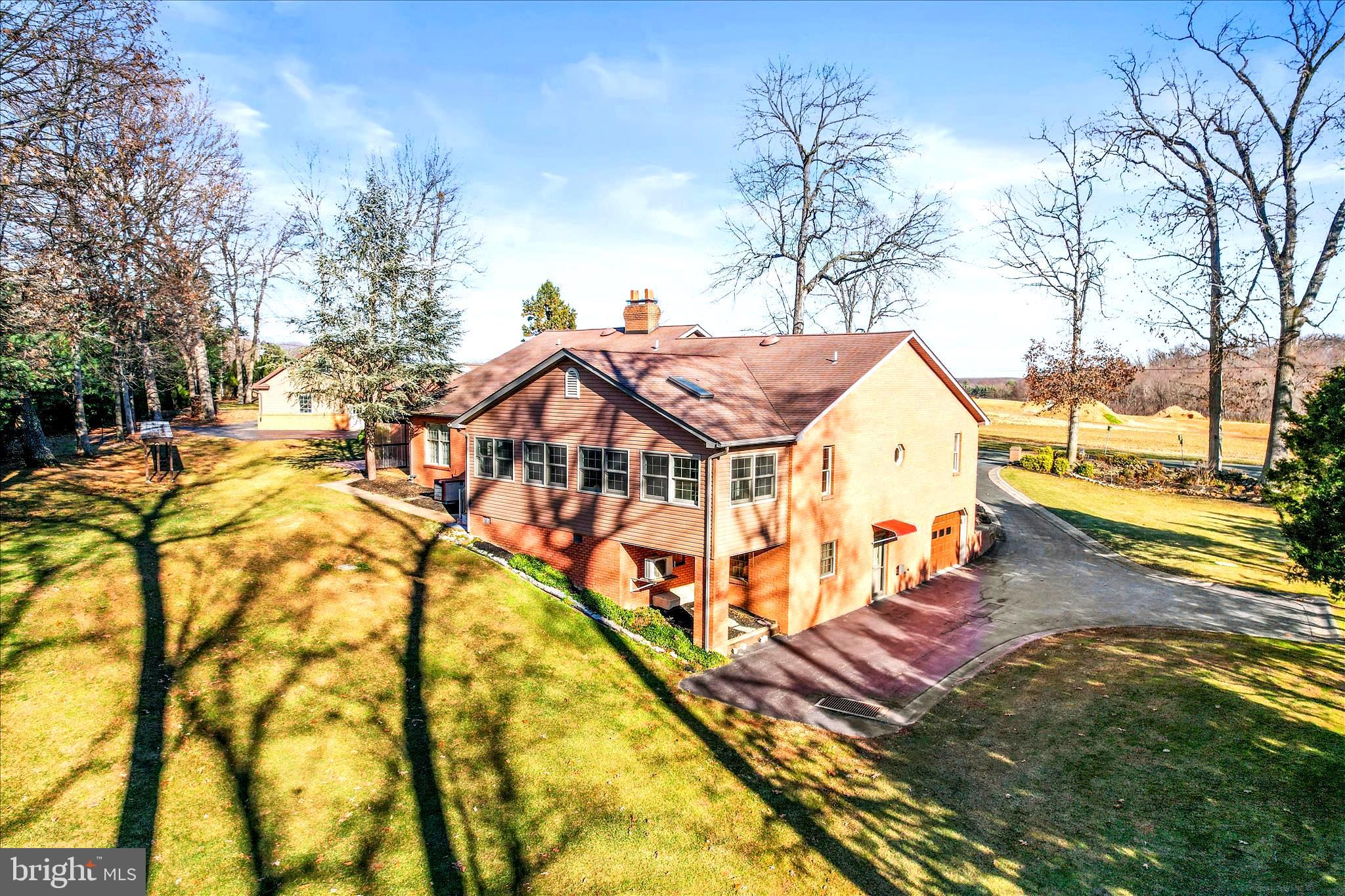 320 Dubs Church Road Hanover, PA 17331 - Photo 5 of 98