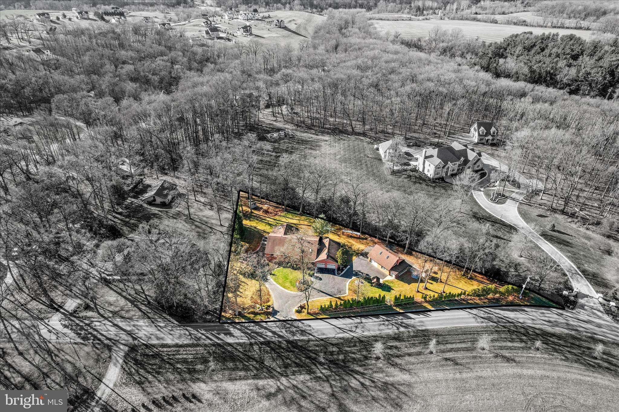 320 Dubs Church Road Hanover, PA 17331 - Photo 8 of 98