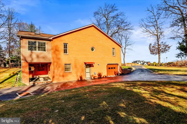 $659,900 | 320 Dubs Church Road, Hanover, PA 17331