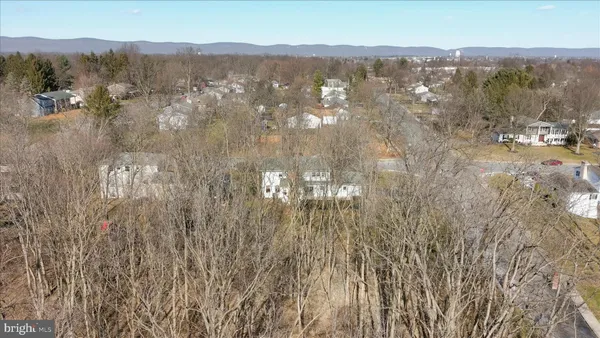 $475,000 | 300 Acre Drive, Carlisle, PA 17013