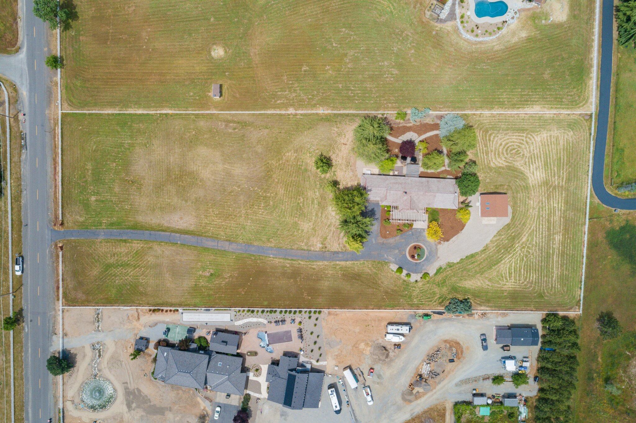 3703 Livingston Road Medford, OR 97502 - Photo 26 of 28 50-web-or-mls-DJI_0019