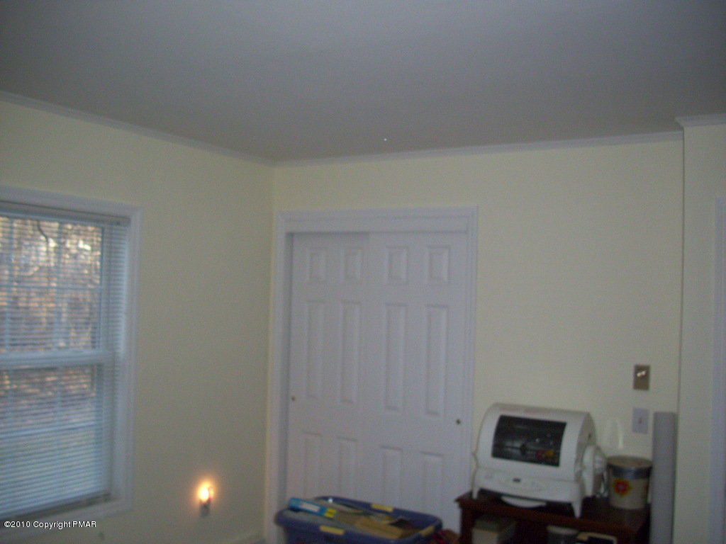 3 Hemlock Road Tannersville, PA 18372 - Photo 21 of 35 3rd Bedroom