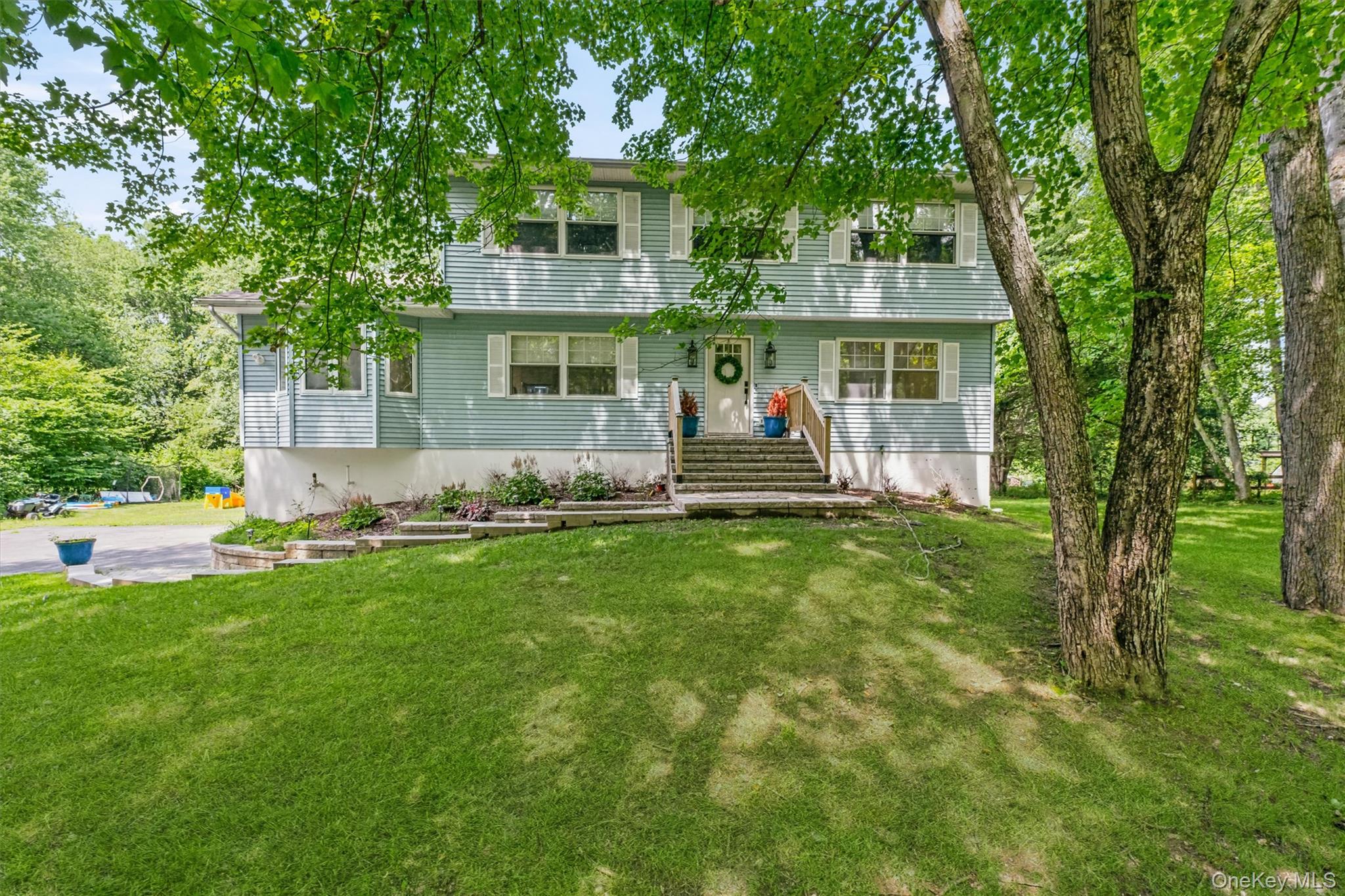 63 Hunt Road Wallkill, NY 12589 - Photo 2 of 43