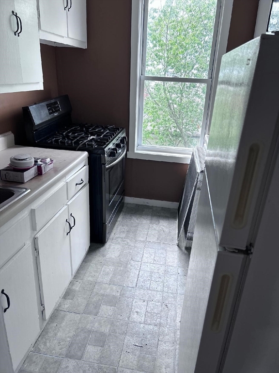 39 Buckley Street, Unit 3 Fall River, MA 02723 - Photo 2 of 8