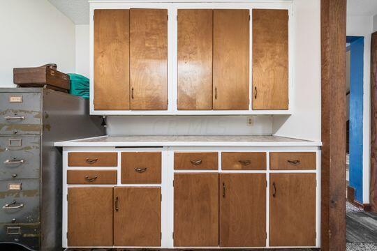 1677 Jackson Road Columbus, OH 43223 - Photo 10 of 48 Pantry