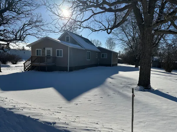 $279,900 | 705 Grant Street West, Detroit Lakes, MN 56501