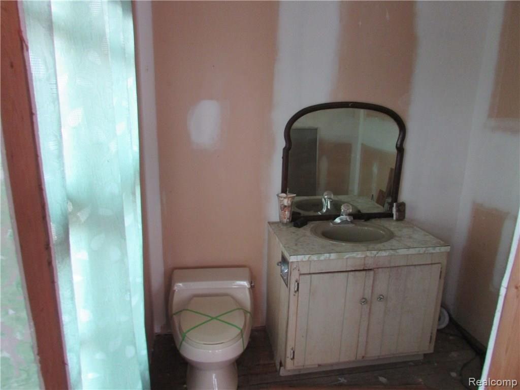 7472 North Road Fort Gratiot, MI 48059 - Photo 31 of 31 IMG_0701.JPG
