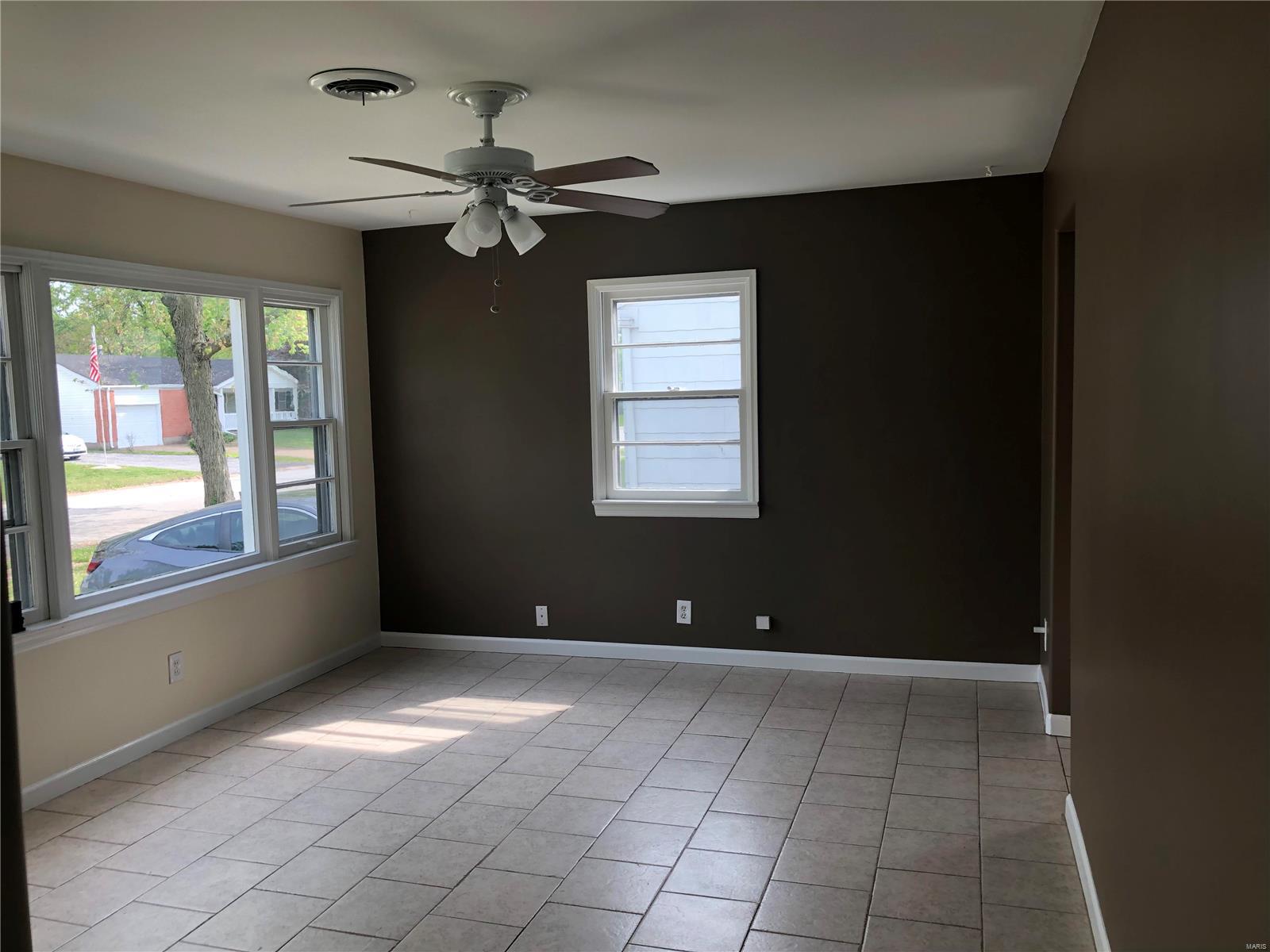4317 Ashby Road St. Ann, MO 63074 - Photo 3 of 11 Gallery Image 3