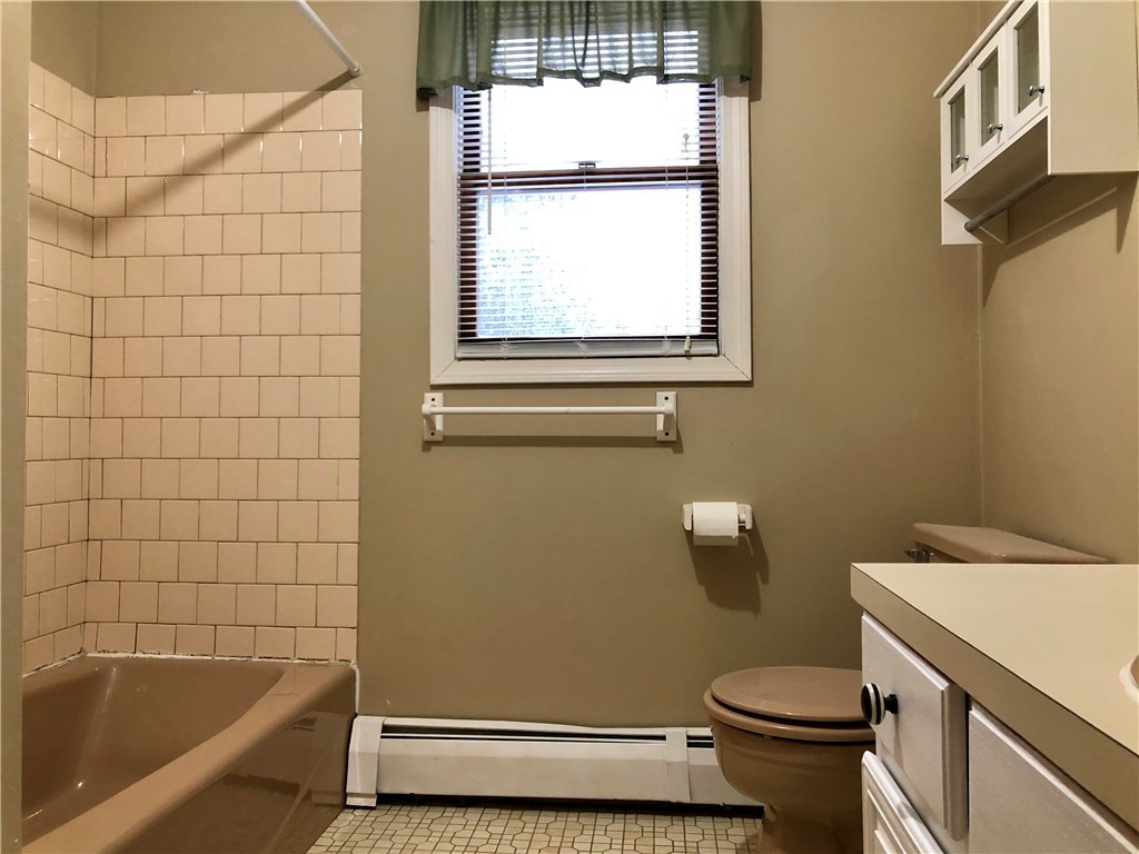 3 Colvintown Road Coventry, RI 02816 - Photo 15 of 23
