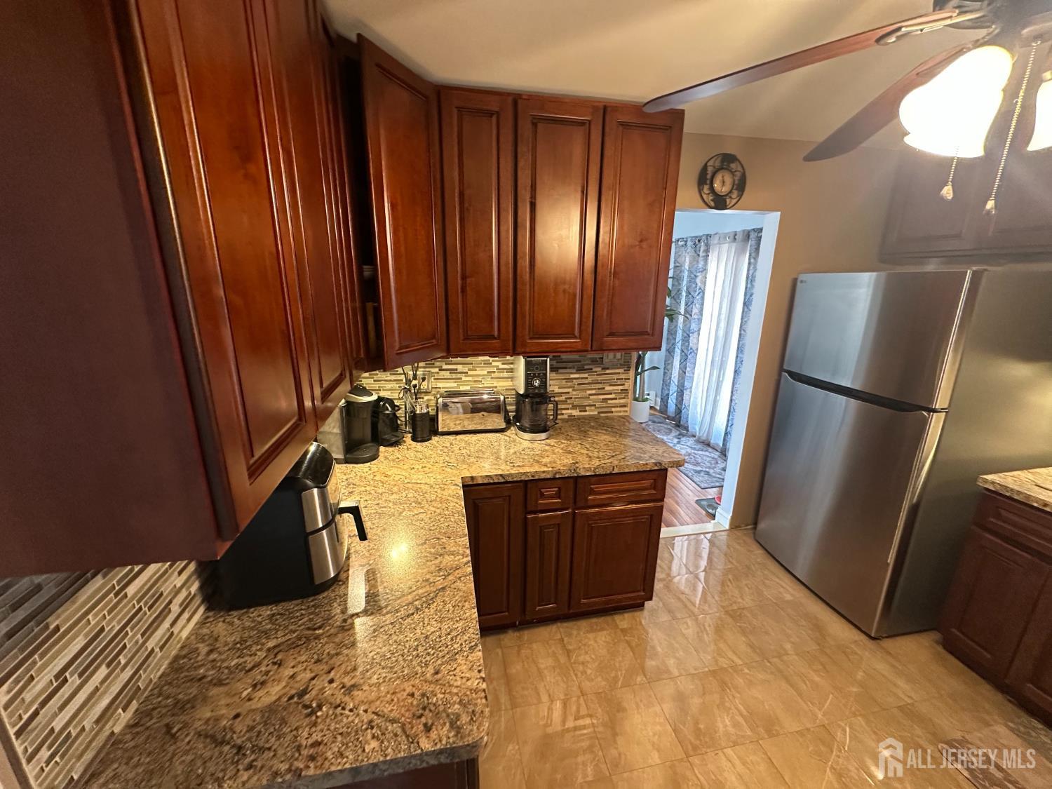 6 Capp Street Carteret, NJ 07008 - Photo 6 of 22