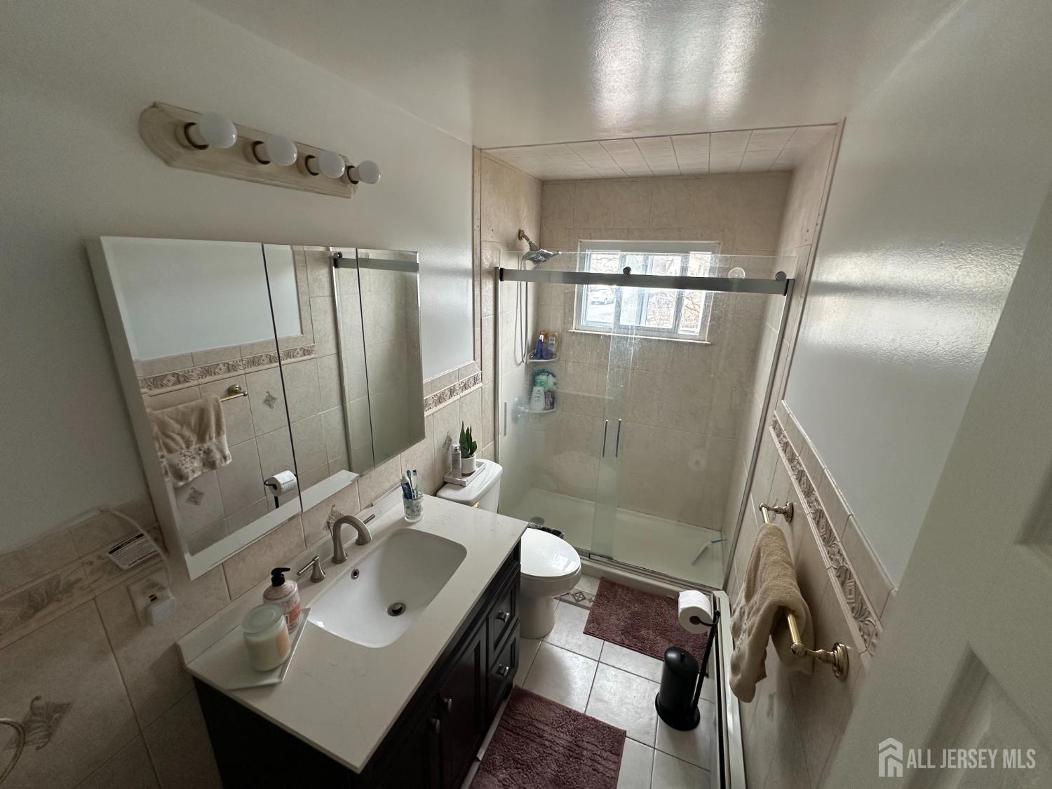 6 Capp Street Carteret, NJ 07008 - Photo 10 of 22
