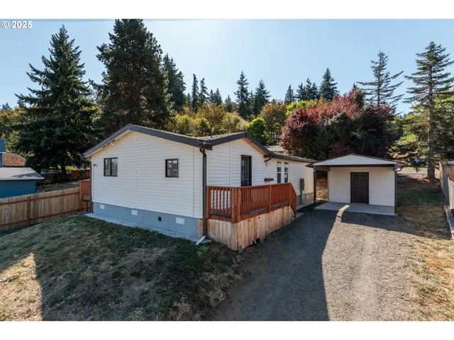 $299,999 | 29590 Fir Street, Rainier, OR 97048