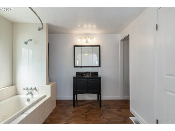 $299,999 | 29590 Fir Street, Rainier, OR 97048