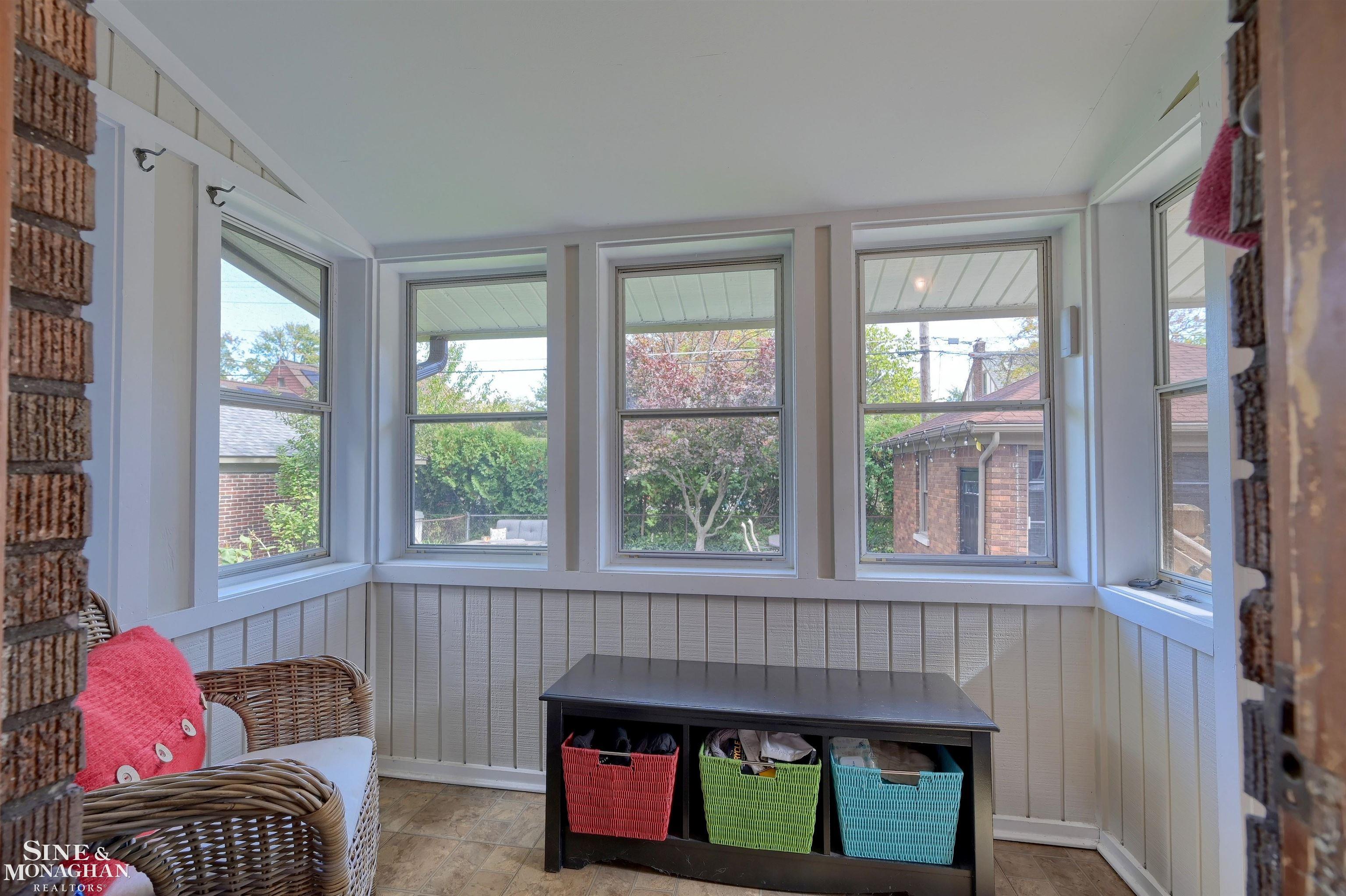 866 Barrington Road Grosse Pointe Park, MI 48230 - Photo 16 of 46
