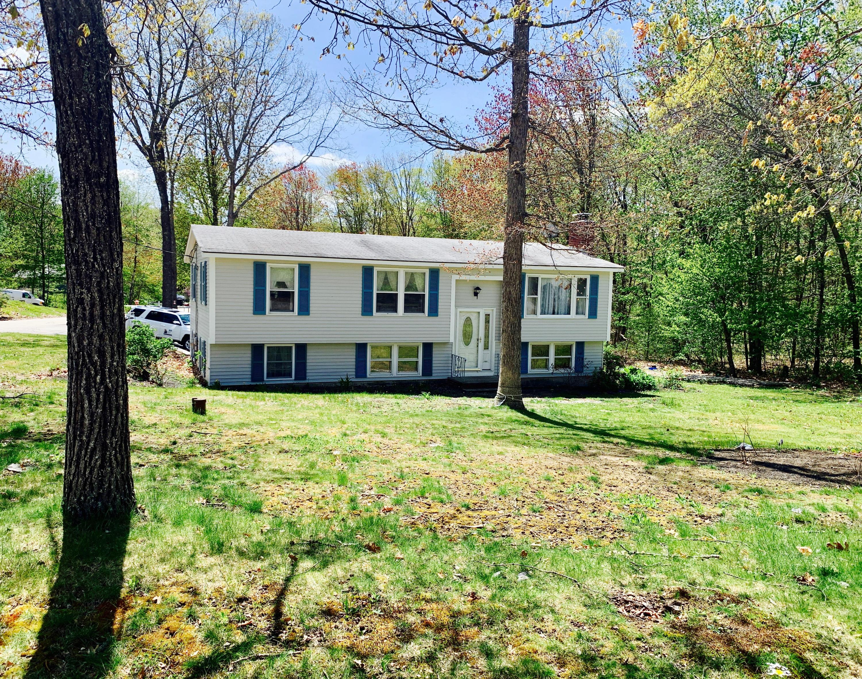 3 QUIET CUL DE SAC LIVING