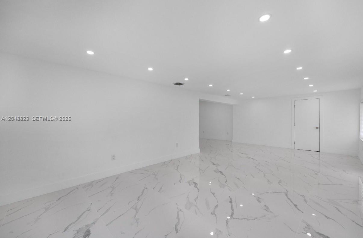 2390 Service Road Opa-Locka, FL 33054 - Photo 10 of 19