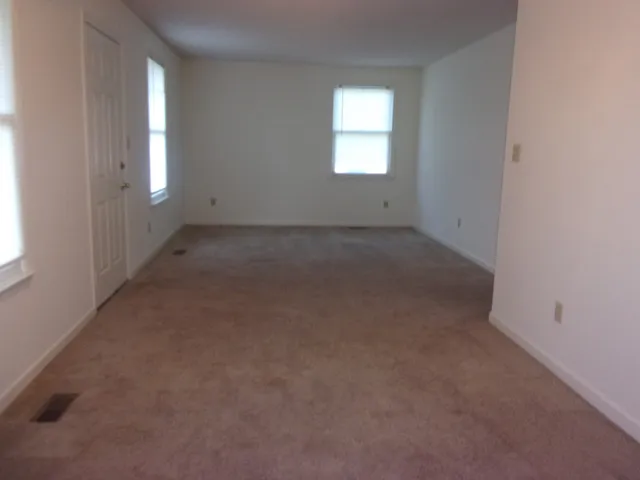 $1,150 | 704 Leeville Pike, Unit A, Lebanon, TN 37087