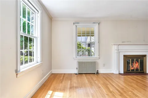 $599,000 | 172 Hoyt Avenue, East Providence, RI 02916
