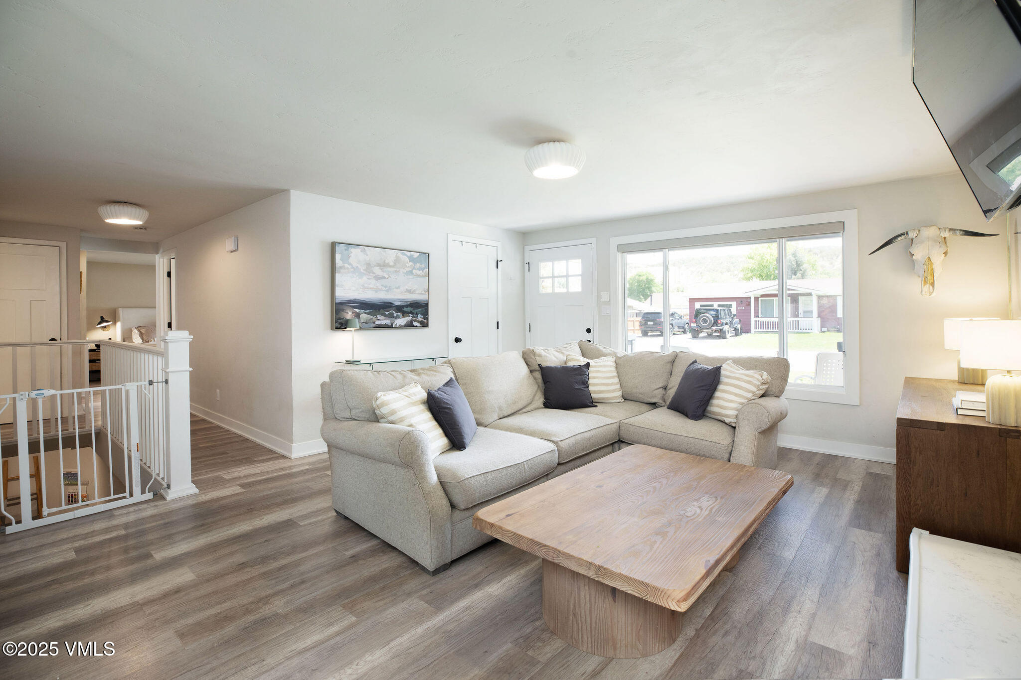 349 Whiting Road Eagle, CO 81631 - Photo 4 of 16 349_whiting_rd_interior_living_b