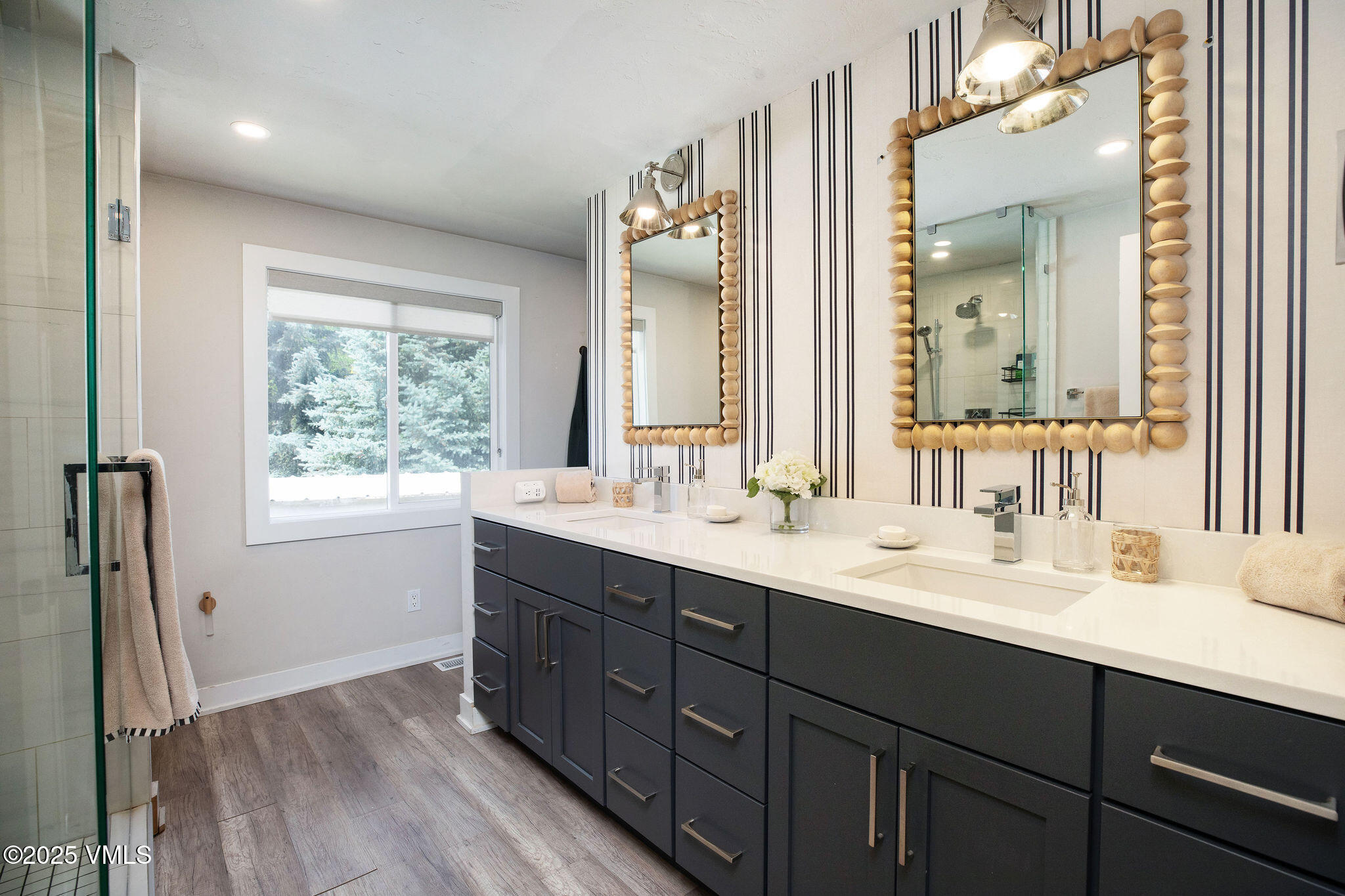 349 Whiting Road Eagle, CO 81631 - Photo 7 of 16 349_whiting_rd_interior_bath02