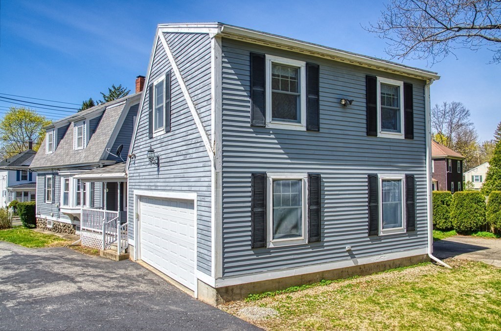 511 Maple Street Danvers, MA 01923 - Photo 6 of 28