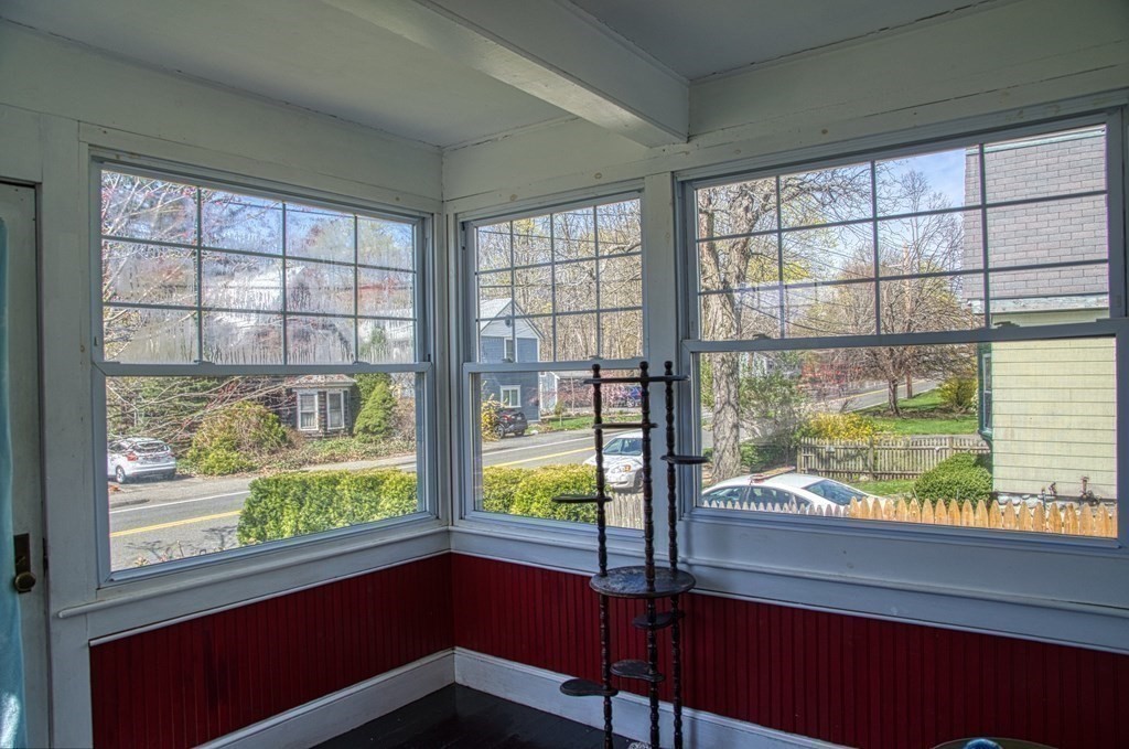 511 Maple Street Danvers, MA 01923 - Photo 7 of 28