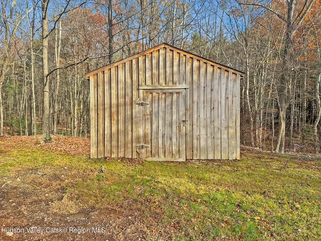 $350,000 | 376 Band Camp Road, Saugerties, NY 12477