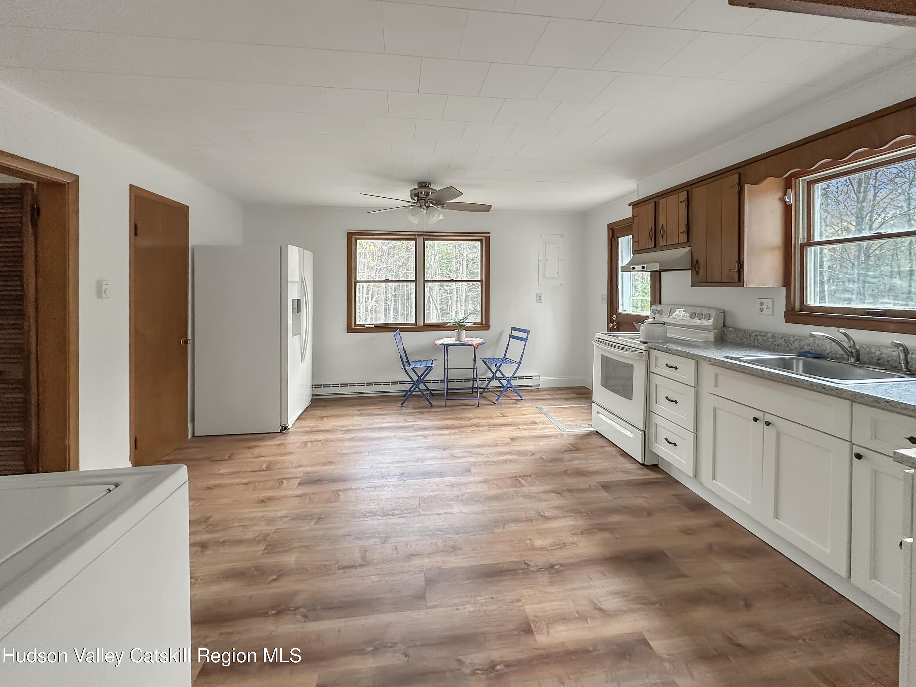 376 Band Camp Road Saugerties, NY 12477 - Photo 7 of 22 IMG_5357