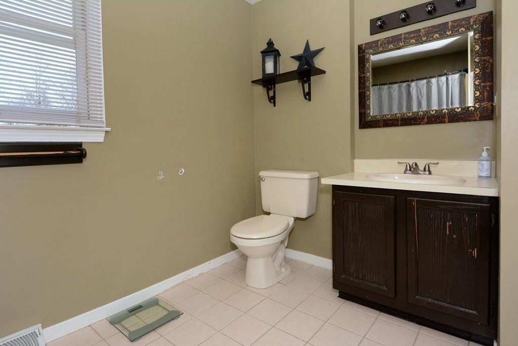 27 Frye Road Methuen, MA 01844 - Photo 18 of 23 Gallery Image 18