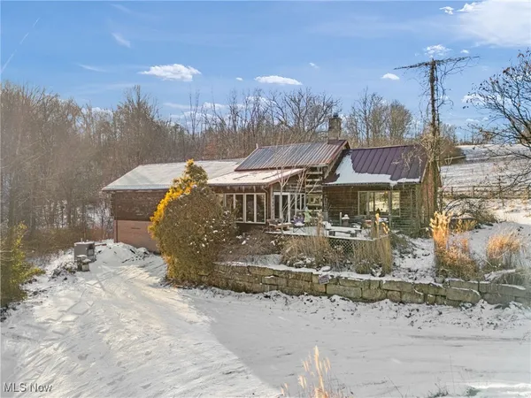 $750,000 | 15216 Grove Road Southwest, Port Washington, OH 43837
