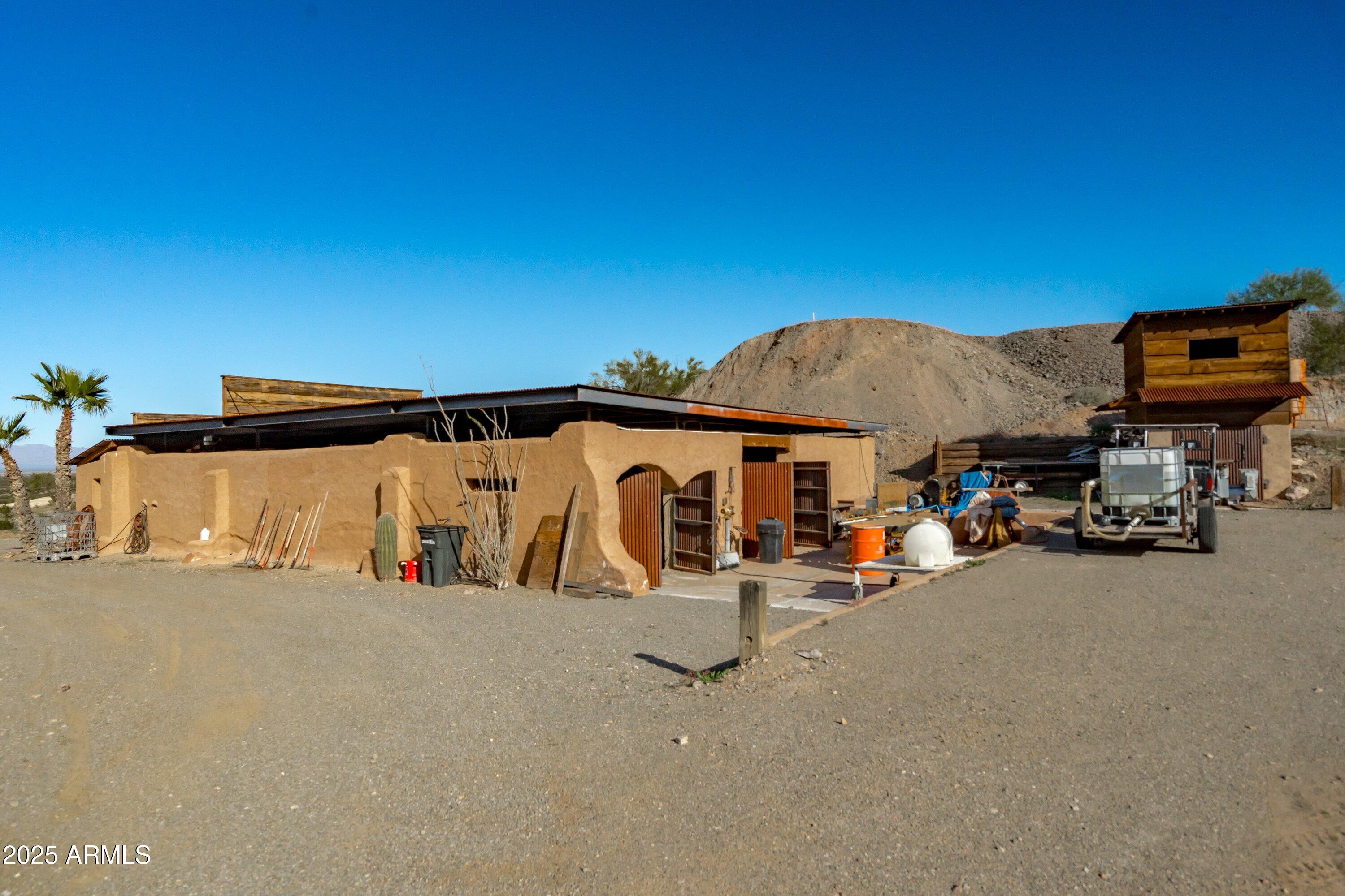 69182 North Centennial Park Road Salome, AZ 85348 - Photo 60 of 91 61-Workshop Rear View