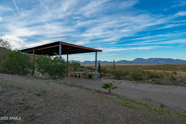 $1,200,000 | 69182 North Centennial Park Road, Salome, AZ 85348