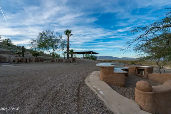 $1,200,000 | 69182 North Centennial Park Road, Salome, AZ 85348