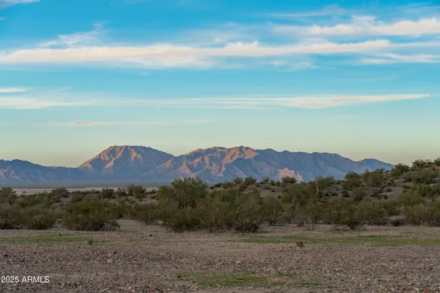 $1,400,000 | 69182 North Centennial Park Road, Salome, AZ 85348